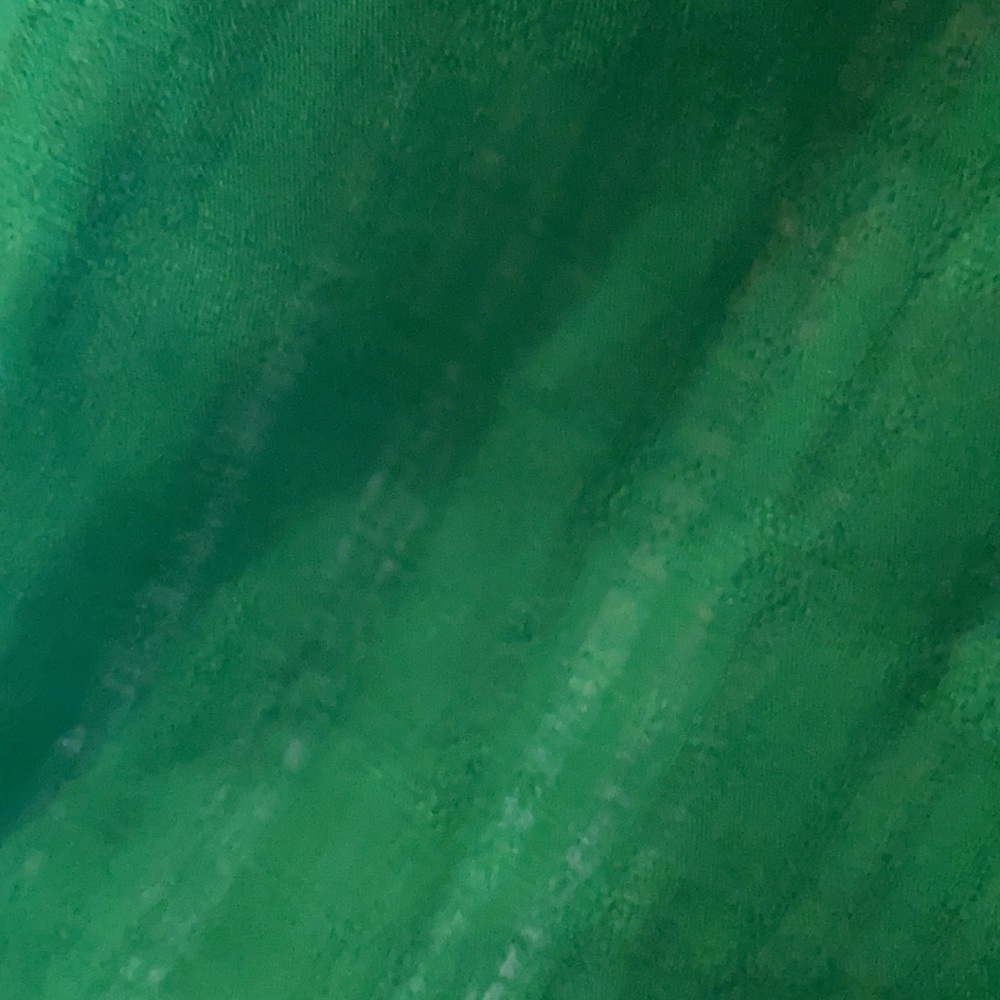 Sleeveless green top - Picture 2 of 6
